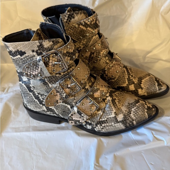 Steven by Steve Madden Harmon, Snake Pattern Triple Buckle Bootie, Size 8.5 - Picture 5 of 9